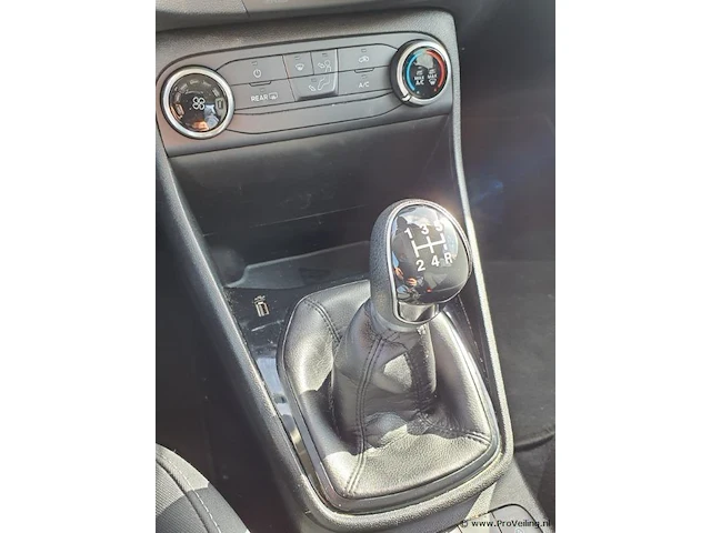 Ford fiësta 1.1 benzine | kenteken: g-280-np - afbeelding 7 van  28
