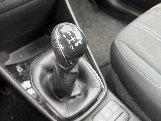 Ford fiesta 1.1 trend | sr-656-v i - afbeelding 3 van  12