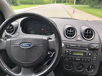 Ford fiesta 1.25 16v centennial, 65-lv-nv - afbeelding 11 van  19