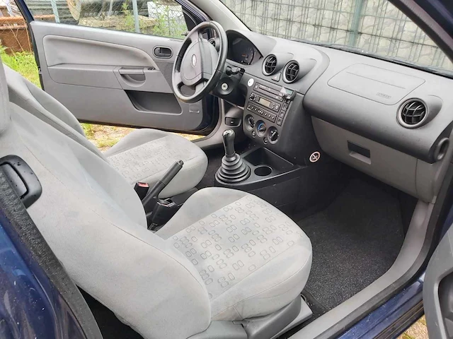 Ford fiesta 1.25-16v centennial, 65-lv-nv - afbeelding 8 van  19