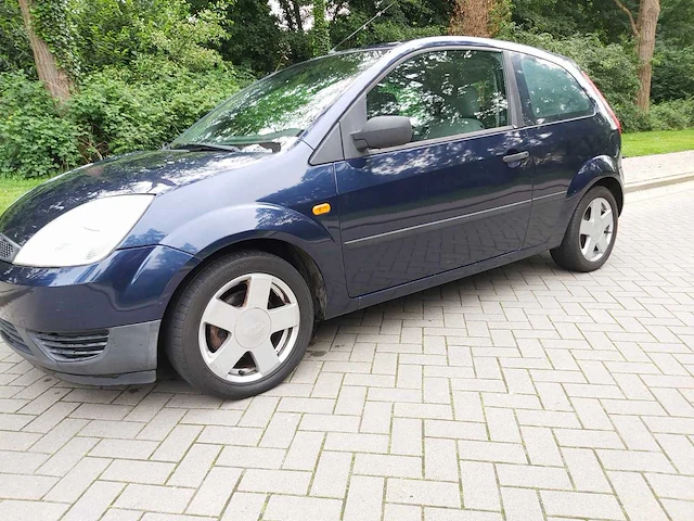 Ford fiesta 1.25-16v centennial, 65-lv-nv - afbeelding 12 van  19
