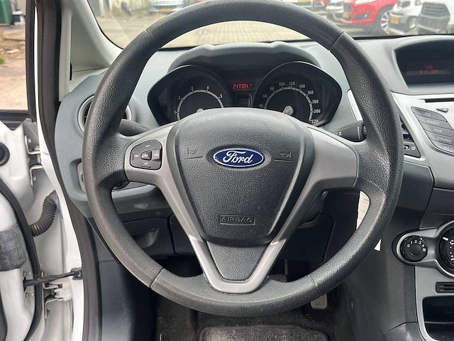 Ford fiesta 1.25 limited 2010 | 11-ljh-8 - afbeelding 6 van  18