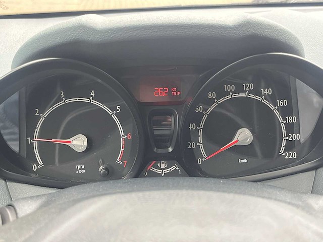 Ford fiesta 1.25 limited 2010 | 11-ljh-8 - afbeelding 13 van  18