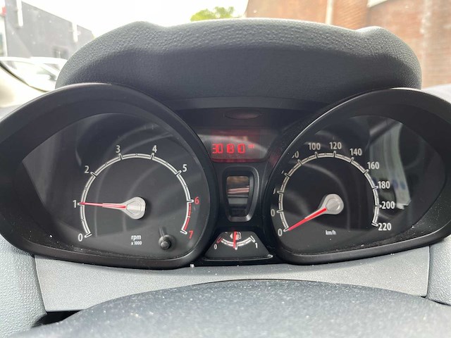 Ford fiesta 1.25 limited 2010 | 66-nrr-1 - afbeelding 5 van  29