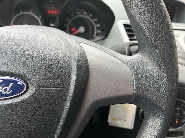 Ford fiesta 1.25 limited 2010 | 66-nrr-1 - afbeelding 10 van  29