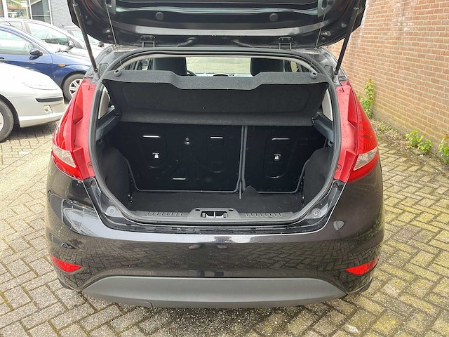 Ford fiesta 1.25 limited 2010 | 66-nrr-1 - afbeelding 15 van  29