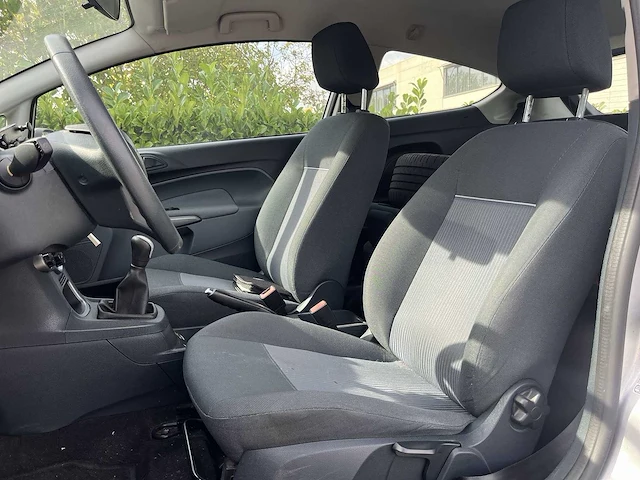 Ford fiesta 1.25 limited | 79-pnz-6 - afbeelding 12 van  25