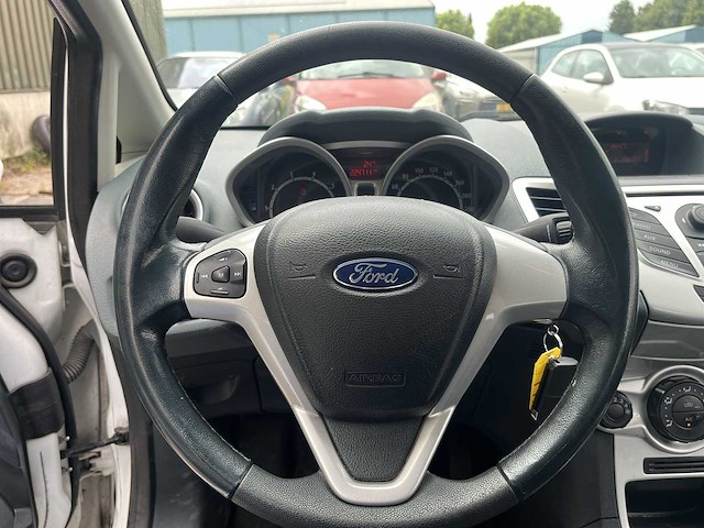Ford fiesta 1.25 titanium 2011 | 87-rbl-6 - afbeelding 8 van  24