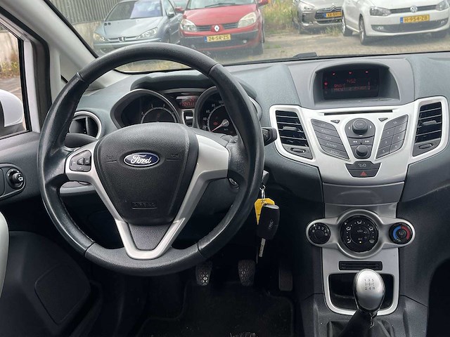 Ford fiesta 1.25 titanium 2011 | 87-rbl-6 - afbeelding 18 van  24