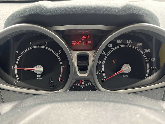 Ford fiesta 1.25 titanium 2011 | 87-rbl-6 - afbeelding 19 van  24