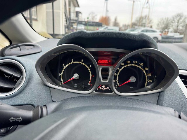 Ford fiesta 1.25 titanium 29-kgf-8 - afbeelding 7 van  21