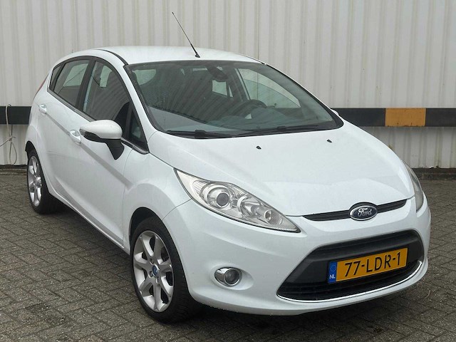 Ford fiesta 1.25 titanium, 77-ldr-1 - afbeelding 11 van  17