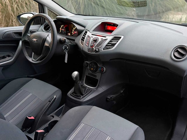 Ford fiesta 1.25 trend 17-hxs-5 - afbeelding 6 van  16