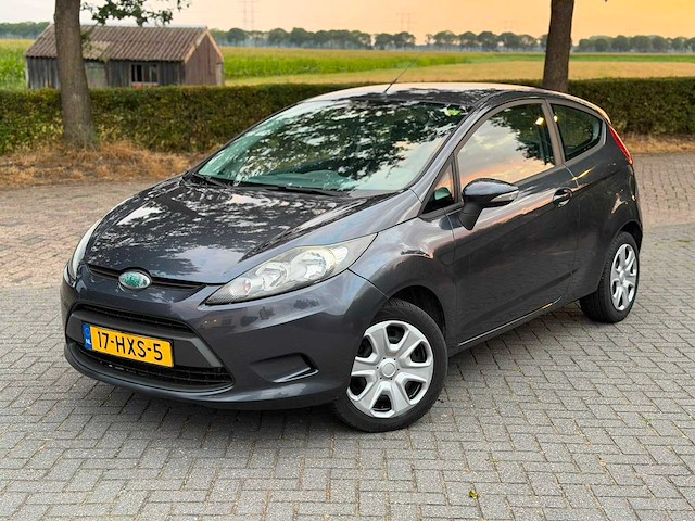 Ford fiesta 1.25 trend 17-hxs-5 - afbeelding 1 van  16