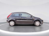 Ford fiesta 1.3-8v champion 2006 | 34-sv-vg - afbeelding 7 van  24