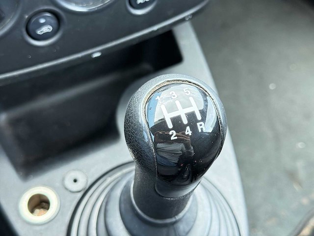 Ford fiesta 1.3-8v champion 2006 | 34-sv-vg - afbeelding 8 van  24