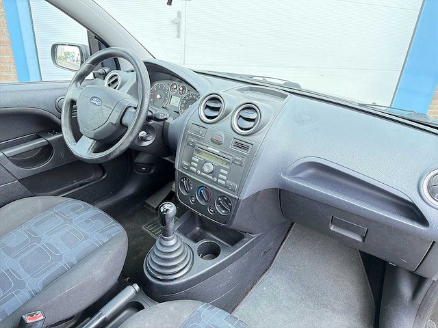 Ford fiesta 1.3-8v champion 2006 | 34-sv-vg - afbeelding 11 van  24