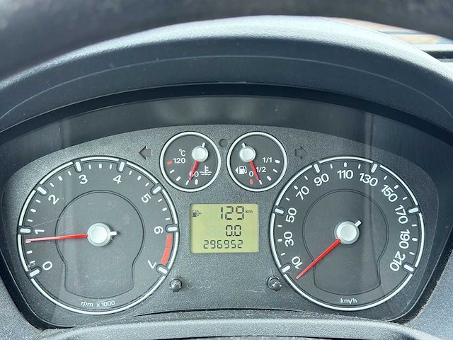 Ford fiesta 1.3-8v champion 2006 | 34-sv-vg - afbeelding 13 van  24