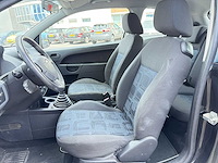 Ford fiesta 1.3-8v champion 2006 | 34-sv-vg - afbeelding 17 van  24