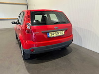 Ford fiesta 1.3-8v champion 34-sn-rj - afbeelding 11 van  16