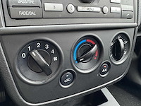 Ford fiesta 1.3 8v champion, 81-sv-kv - afbeelding 8 van  16