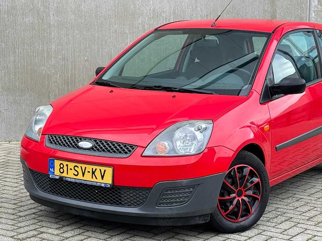 Ford fiesta 1.3 8v champion, 81-sv-kv - afbeelding 9 van  10