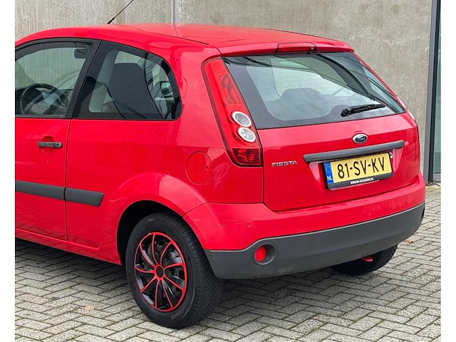 Ford fiesta 1.3 8v champion, 81-sv-kv - afbeelding 4 van  7