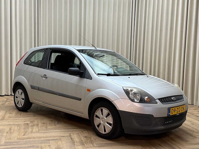 Ford fiesta 1.3-8v cool & sound 2008 - afbeelding 5 van  17