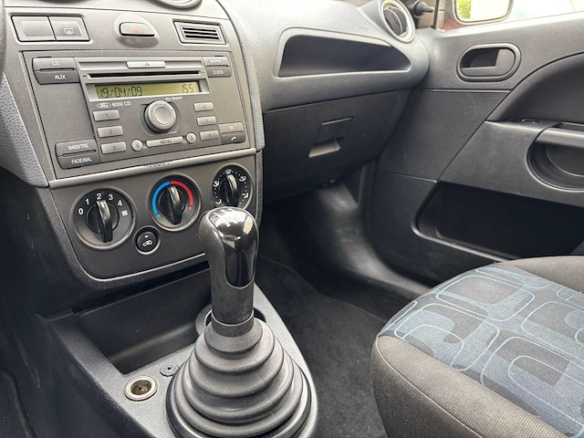 Ford fiesta 1.3 8v cool & sound, 67-gjn-2 - afbeelding 13 van  14