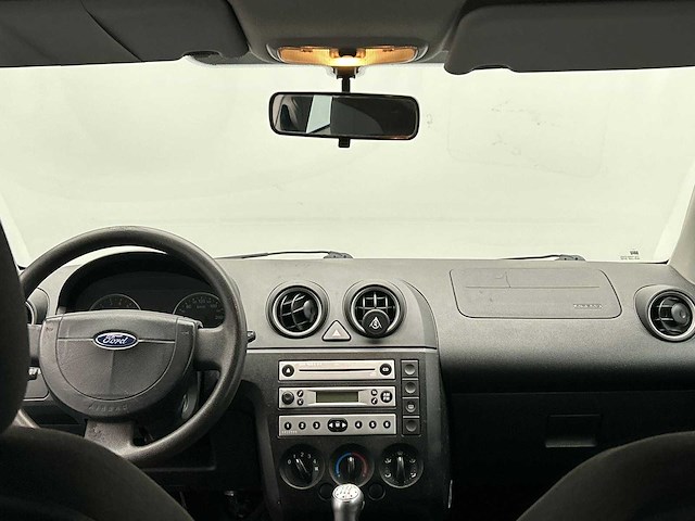 Ford fiesta 1.3-8v style 2004 | 44-pd-rt - afbeelding 8 van  17