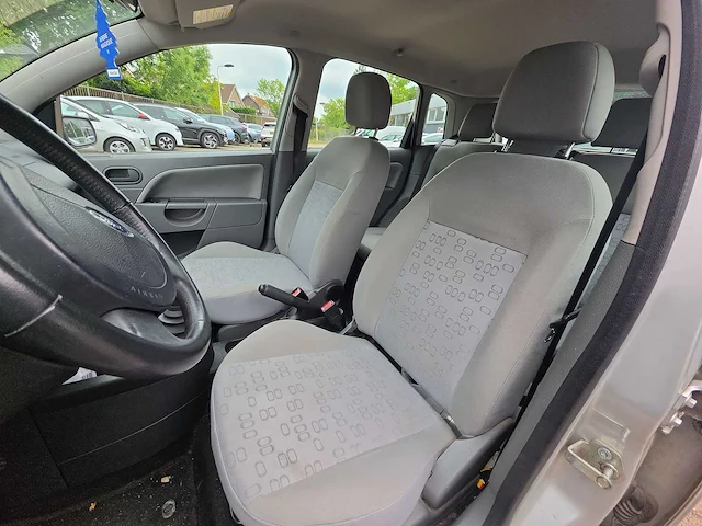 Ford fiesta 1.3 ambiente 2002 | 03-lb-sh - afbeelding 21 van  22
