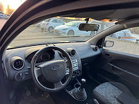 Ford fiesta 1.3 ambiente 49-np-pk - afbeelding 2 van  14