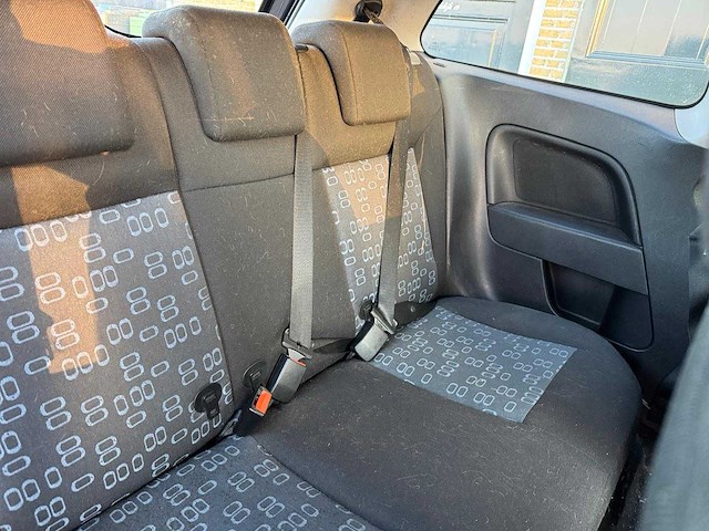 Ford fiesta 1.3 ambiente 49-np-pk - afbeelding 11 van  14
