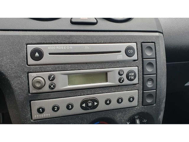 Ford fiesta 1.3 futura, 30-pd-ds - afbeelding 9 van  10