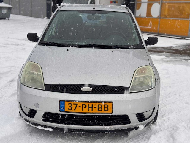 Ford fiesta 1.3 futura, 37-ph-bb - afbeelding 3 van  9