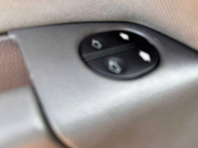 Ford fiesta 1.4-16v ambiente 98-ph-dj - afbeelding 3 van  15