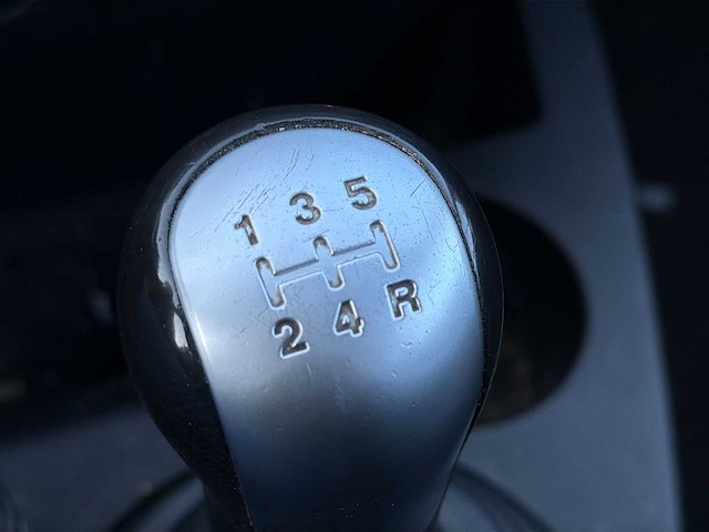 Ford fiesta 1.4-16v futura | 01-pl-lh i - afbeelding 7 van  21