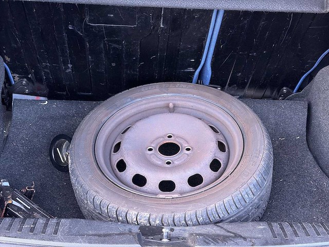 Ford fiesta 1.4-16v futura | 01-pl-lh i - afbeelding 5 van  9