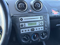 Ford fiesta 1.4-16v futura | 01-pl-lh i - afbeelding 2 van  10