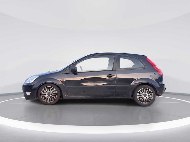 Ford fiesta 1.4-16v futura | 01-pl-lh i - afbeelding 9 van  10