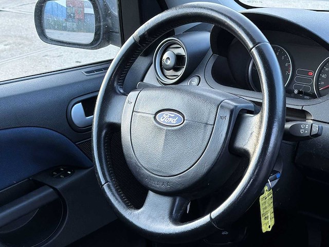 Ford fiesta 1.4-16v futura | 01-pl-lh i - afbeelding 9 van  21