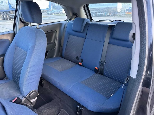 Ford fiesta 1.4-16v futura | 01-pl-lh i - afbeelding 20 van  21