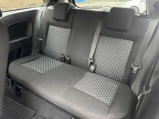 Ford fiesta 1.4 16v futura, 06-rv-px - afbeelding 12 van  13