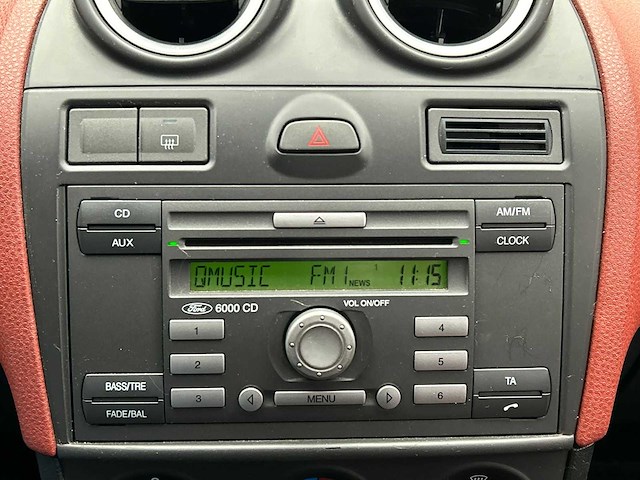 Ford fiesta 1.4-16v futura 2006 | 23-tn-fg - afbeelding 4 van  31