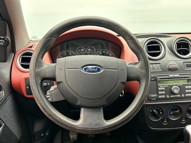 Ford fiesta 1.4-16v futura 2006 | 23-tn-fg - afbeelding 5 van  31