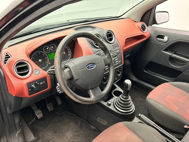Ford fiesta 1.4-16v futura 2006 | 23-tn-fg - afbeelding 13 van  31