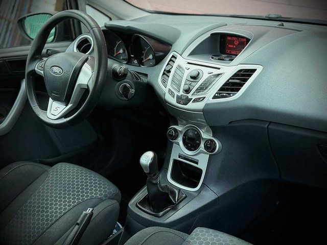 Ford fiesta 1.4 st line h-695-nv - afbeelding 13 van  15