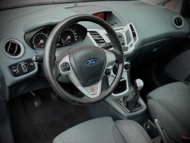 Ford fiesta 1.4 st line h-695-nv - afbeelding 9 van  15