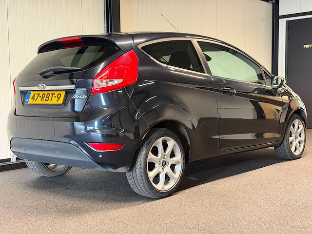 Ford fiesta 1.4 titanium 2011 | 47-rbt-9 - afbeelding 8 van  18