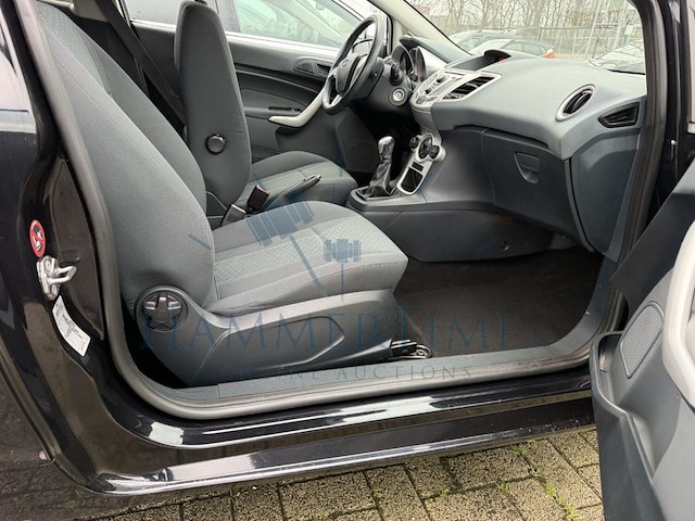 Ford fiesta 1.4i titanium, 2010 - afbeelding 16 van  31
